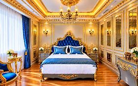 Real King Suite